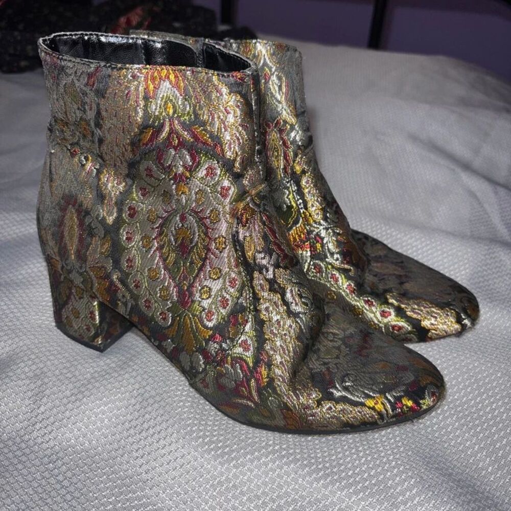 Unisa Floral tapestry brocade metallic zippered ankle boot booties